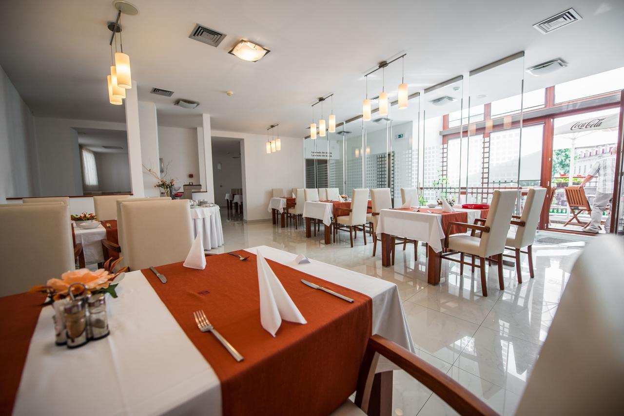 Garni Hotel Praha 트렌시안스케테플리스 외부 사진